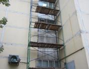 Вертикальное остекление лестничного марша